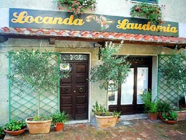 Locanda Laudomia Bed and Breakfast Manciano Exteriör bild